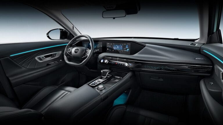 Huge - Dongfeng - Image 3